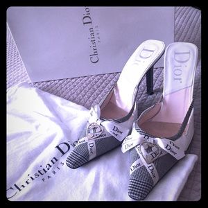Great Christian Dior mules with pointed toes.