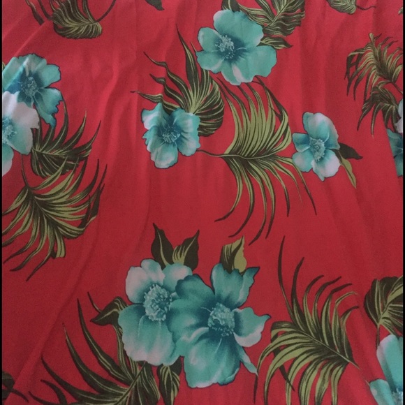 šHPššŗFigure Flattering Coral Tropics Maxi - Picture 4 of 4