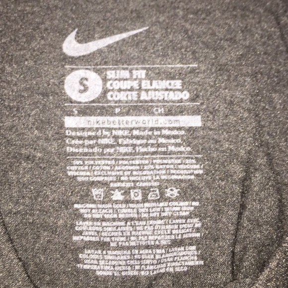 Nike 3 quarter length tee (LOOKING TO TRADE) - Picture 3 of 3