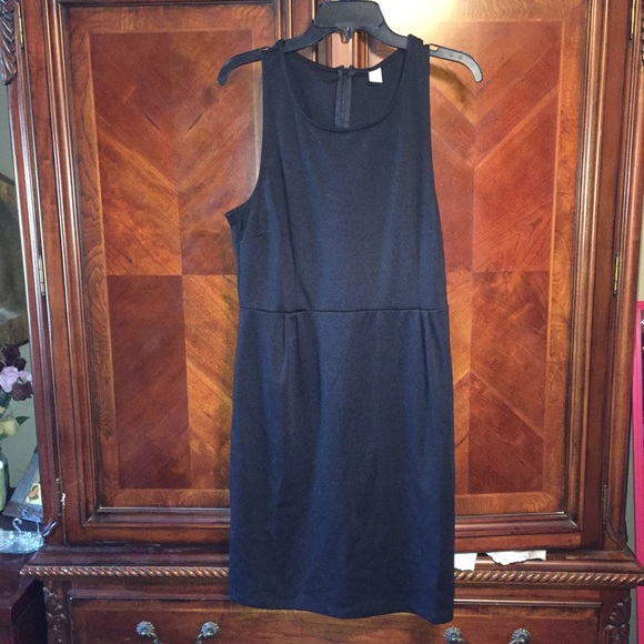 Black Old Navy dress