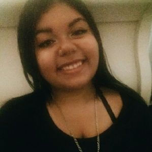 Meet your Posher, Janelle