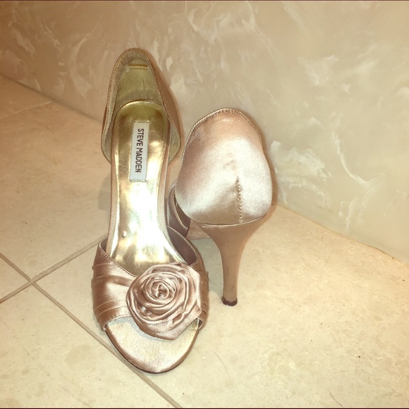 Steve Madden Satin d'Orsay heels