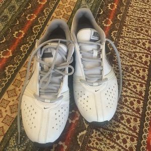 Nike reax tennis shoes