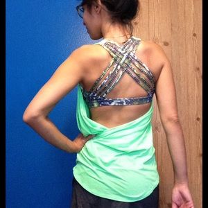 Lululemon top with built-in sports bra