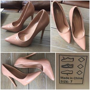 Shoe Republic LA Size 7 Paltrow Patent Pumps