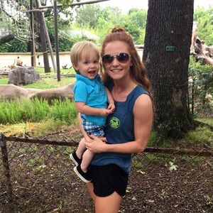 Meet your Posher, Whitney