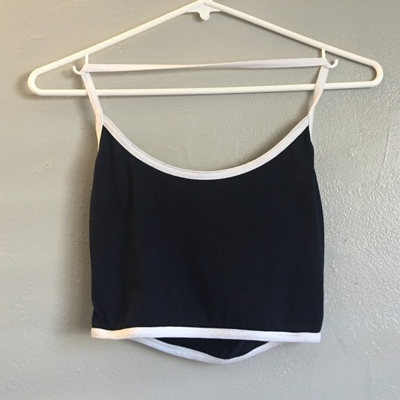 🌞 NWOT Cropped blue top - Picture 2 of 2