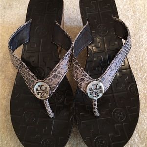 Tory Burch "Thora" wedge in snake print