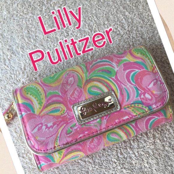 Lilly Pulitzer Handbags - 💖1 DAY SALE 💖 Pulitzer Mini Wallet 🌹$20