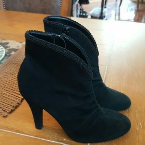 Gorgeous black suede boots