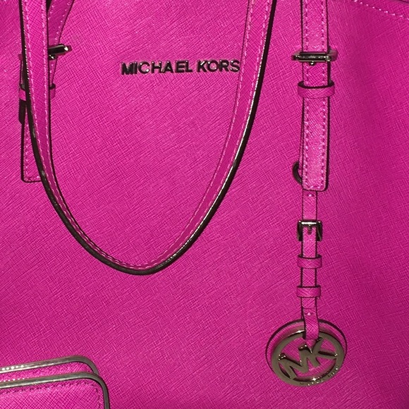 SOLD - Picture 3 of 4