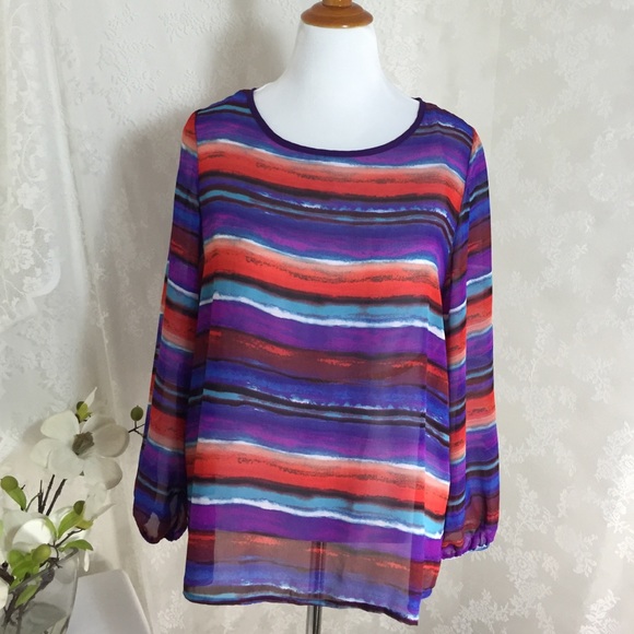 Amazing sheer fabric blouse. Box 004
