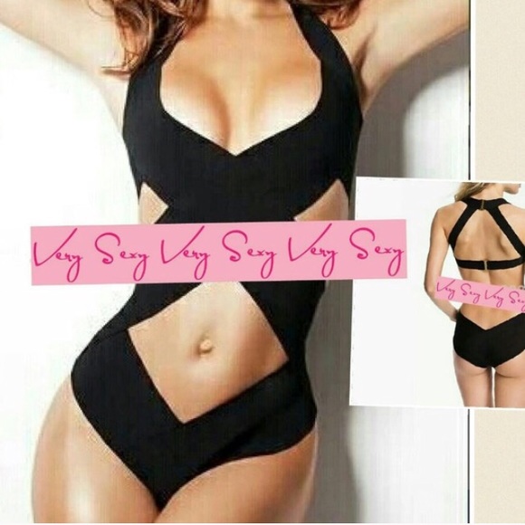 Other - Bikini sexy bandeau monokini cut out strappy bathi