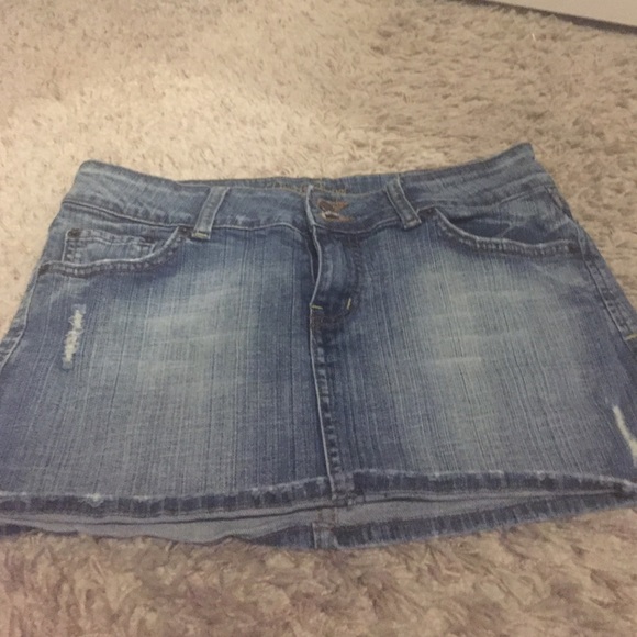 Denim mini skirt - Picture 1 of 2