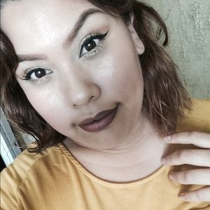 Meet your Posher, Reina