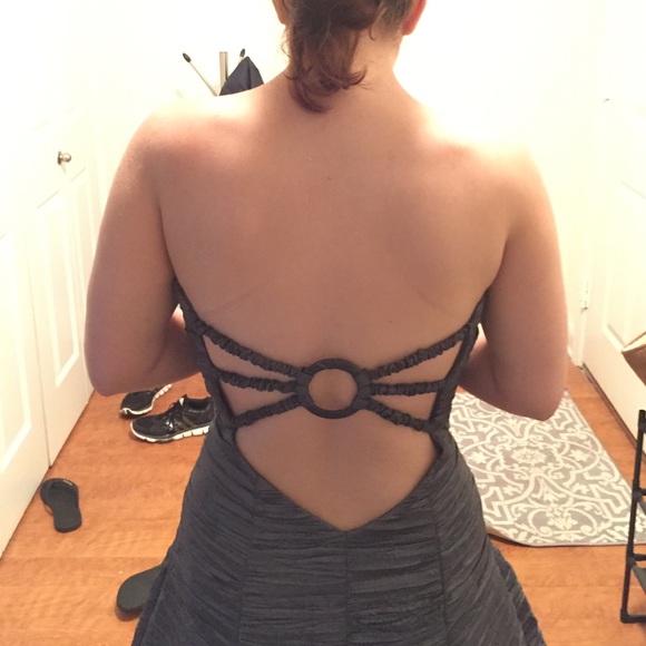 Dress - Picture 3 of 4