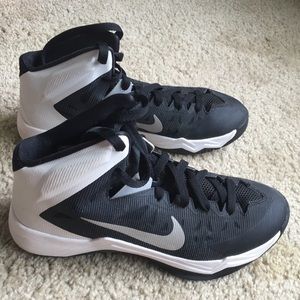 black and white basketball shoes