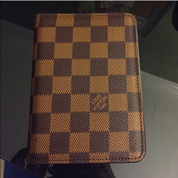 🔴 SALE 🔴 Passport Cover ✈️🗼