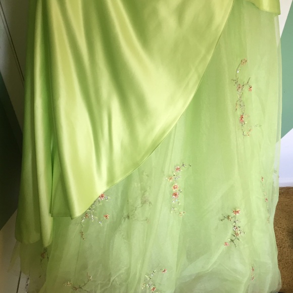 Tiffany Designs Prom Dress - Picture 3 of 4