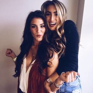 Meet your Posher, Madeline