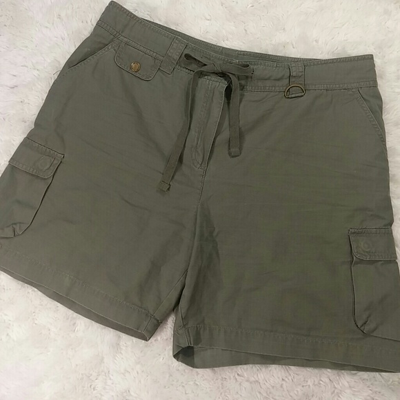 Jones New York sport shorts