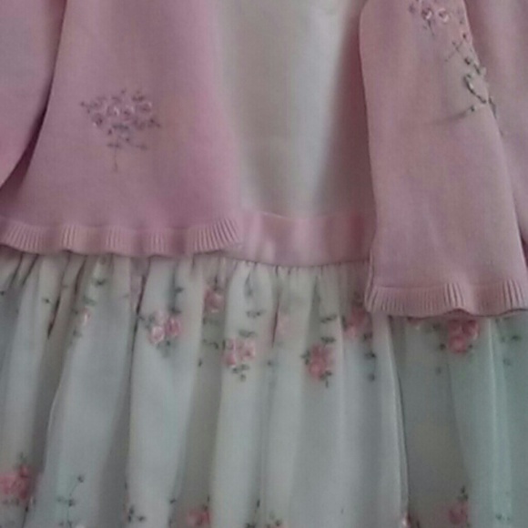 2 girl dresses - Picture 2 of 4