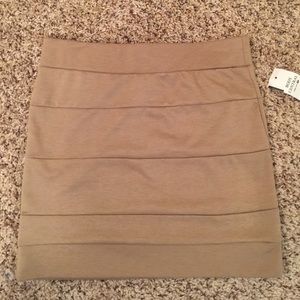 Nude bodycon skirt