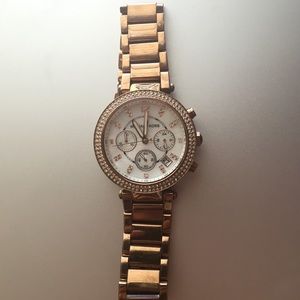 Micheal Kors Rose Gold Watch