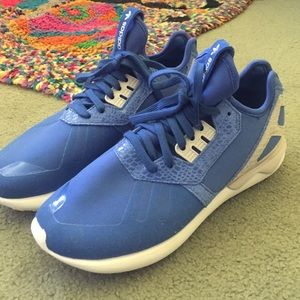 Adidas Tubulars size 9 men's