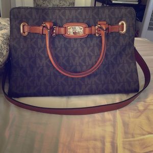 🎀 NEW Michael Kors Bag 🎀