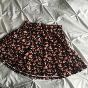 🌸Floral Print Skater Skirt🌸