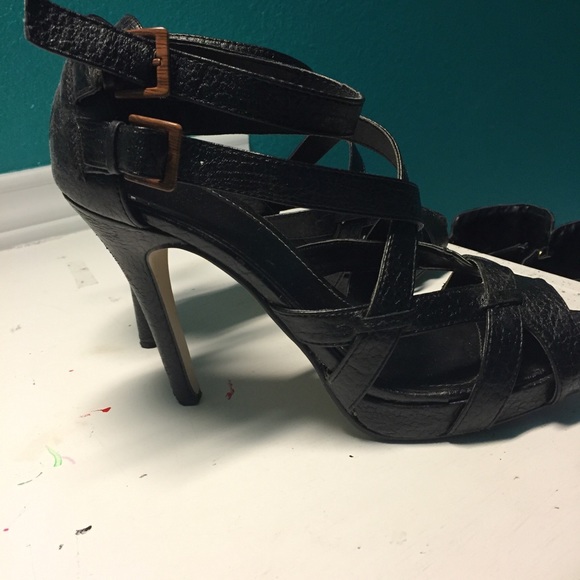 Shoes - Picture 2 of 3