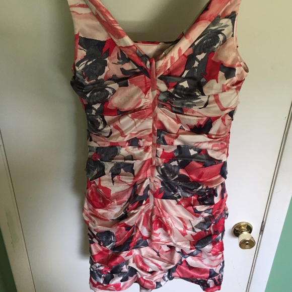 Express floral dress - Picture 3 of 4