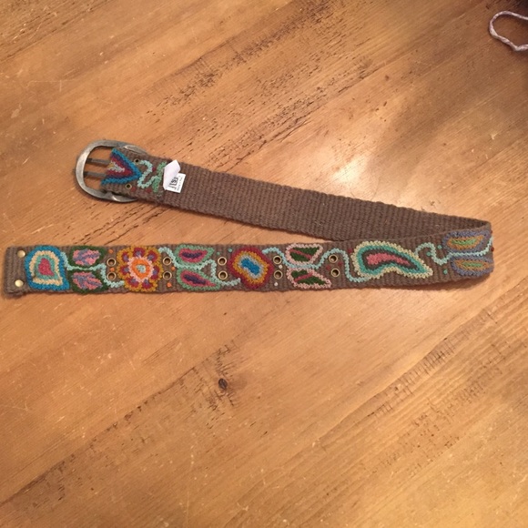 Stitched Belt Size: Small