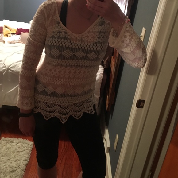 Cream Lace Shirt - Picture 4 of 4