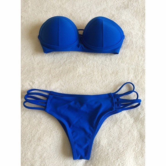 Blue Bikini perfect for the SUMMER!
