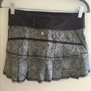 Black White Print Pacesetter Pleated Tennis Skirt