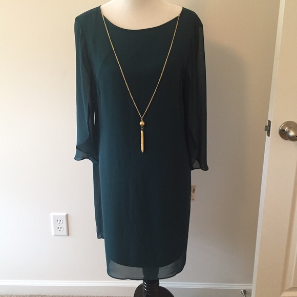 NWT Dress Barn Green dress with gold necklace