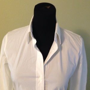 Banana Republic Tops - BANANA REPUBLIC size small Banana Republic Tops - BANANA REPUBLIC size small