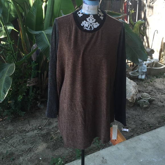 Serena Williams sweater new size xlarge