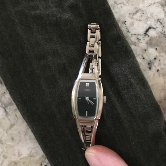 Guess watch - Picture 3 of 4