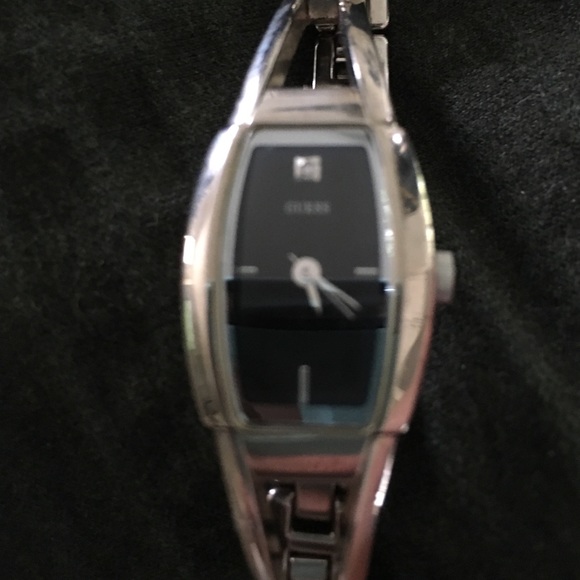 Guess watch - Picture 4 of 4