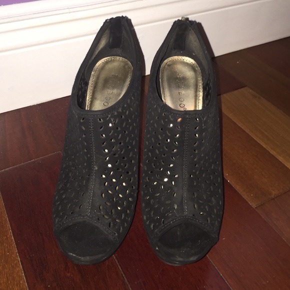 Bamboo wedge black heels