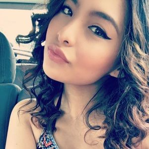 Meet your Posher, Fernanda