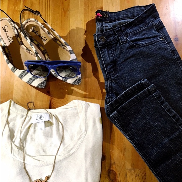 ⚡️LAST CHANCE CLEARANCE⚡️Forever 21 Skinny Jeans