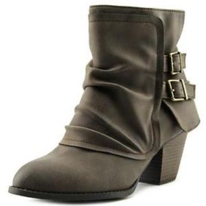 Adorable ankle boot!
