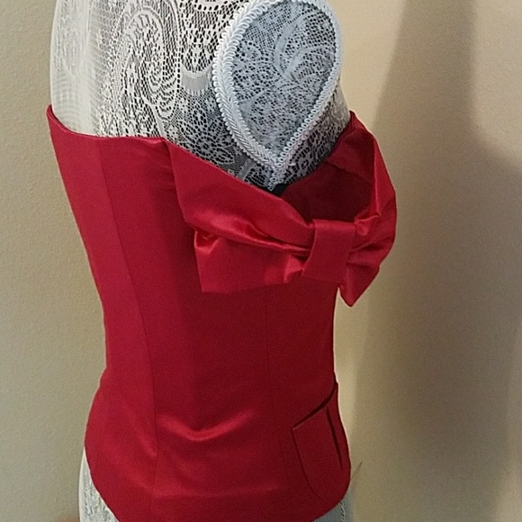 Sexy satin Bebe top, size 4 - Picture 3 of 3