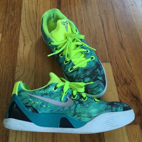 easter kobe 9s