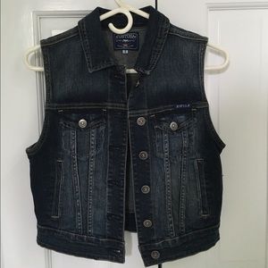 Jean Vest