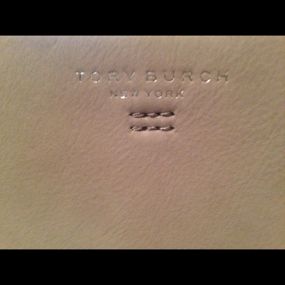 🎖HP🎖NWOT Tory Burch fringe purse - Picture 2 of 4